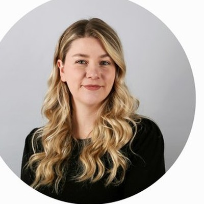 Emily Golden persona portrait